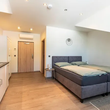 Restaurace Praha * Nizbor