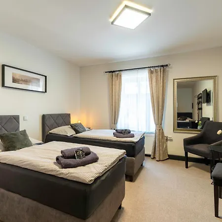 Restaurace Praha 호텔