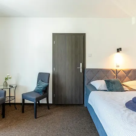 호텔 Restaurace Praha *