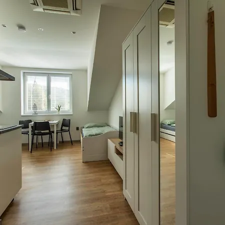 Restaurace Praha 호텔 Nizbor