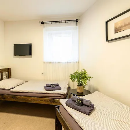 Restaurace Praha Отель *