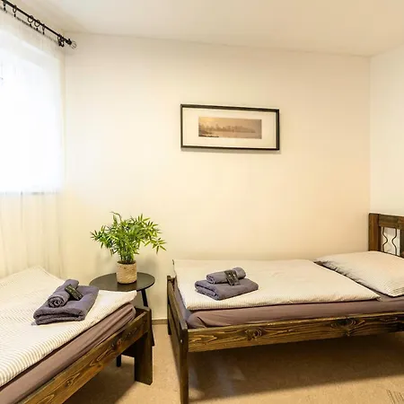 Отель Restaurace Praha *