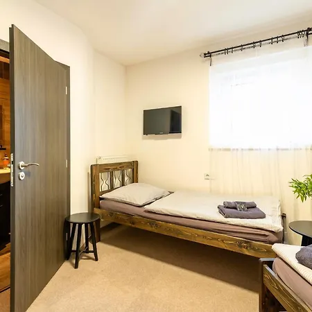 Restaurace Praha 호텔 Nizbor