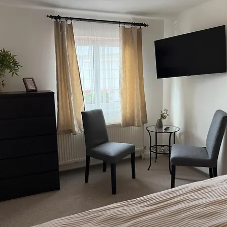 Отель Restaurace Praha *