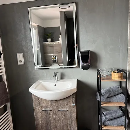 Restaurace Praha 호텔 Nizbor