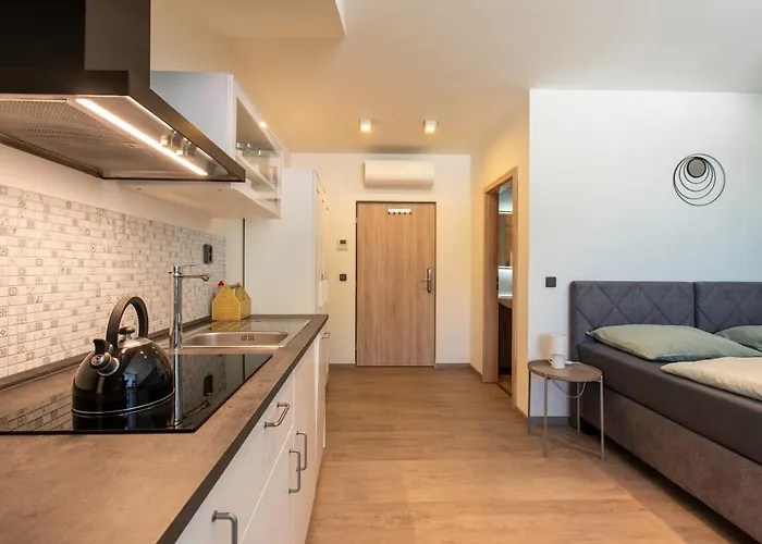 Restaurace Praha 호텔