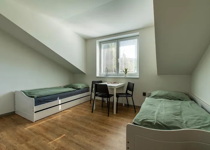 Restaurace Praha 호텔 *