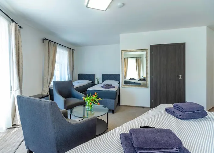 Restaurace Praha 호텔 *