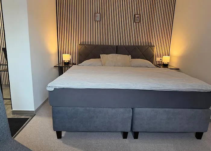 Restaurace Praha 호텔